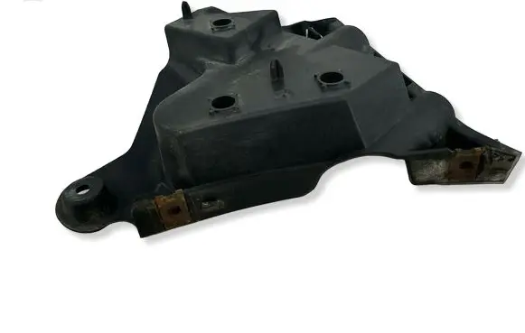 Volvo XC60 Front bumper mounting bracket 30764619