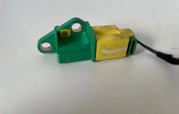 Audi A5 8T 8F Airbag deployment crash/impact sensor 1K0909606C 5WK43544