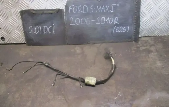 Ford S-MAX EUR ISO radio connector 