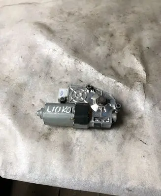 Audi Q3 8U Sunroof motor/actuator 8u0959591