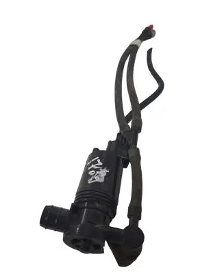 Volvo V40 Windscreen/windshield washer pump 1026810