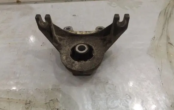 Fiat Stilo Gearbox mounting bracket