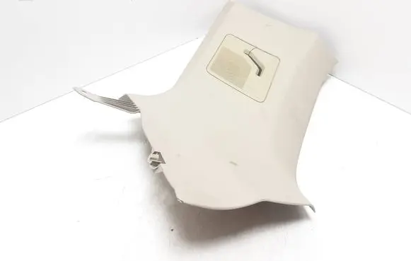 Volvo XC90 (D)pillar trim (top) 