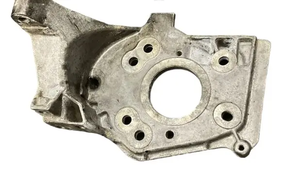 Peugeot 508 Fuel pump bracket 9684778280