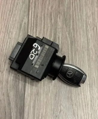 Mercedes-Benz E W211 Ignition lock A2115453108 2020827551606193
