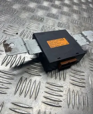 Toyota Avensis T250 Comfort/convenience module ET70770DC 189302Y900