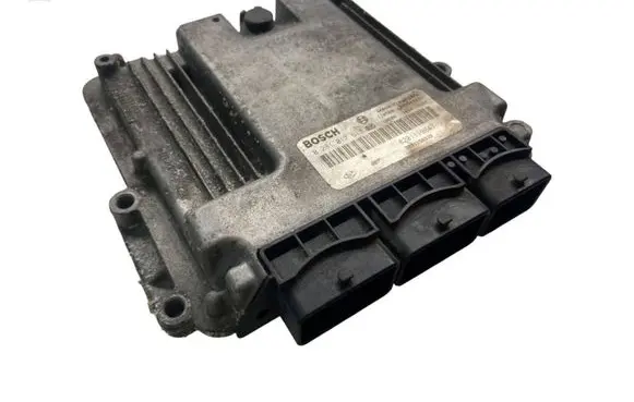 Renault Laguna III Engine control unit/module 8201119647 8200150339 0281017613