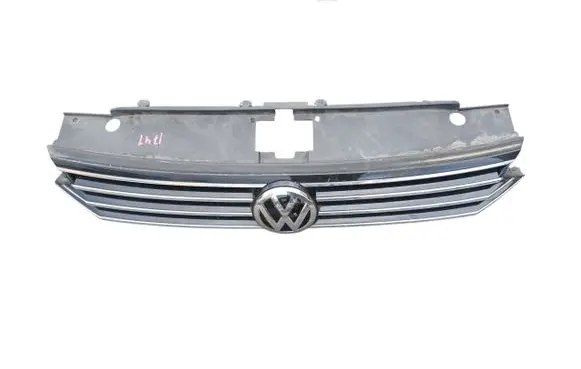 Volkswagen PASSAT B8 Front bumper upper radiator grill 3G0853653 3G0853651 3G0853651A