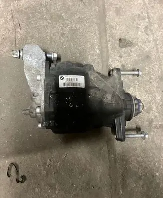 BMW 3 F30 F35 F31 Rear differential 7603748 0714040326700003 E270913