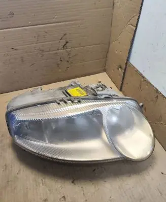Alfa Romeo 147 Headlight/headlamp 465565650 0301186202
