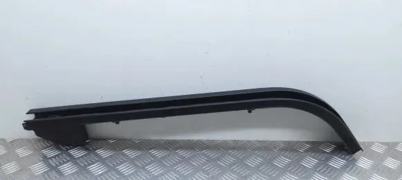 Peugeot Partner Sliding door middle roller runner 9684585580