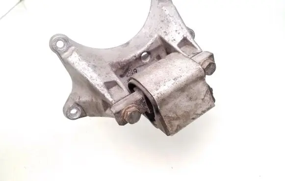 Mercedes-Benz CLS C218 X218 Gearbox mount A2112420340