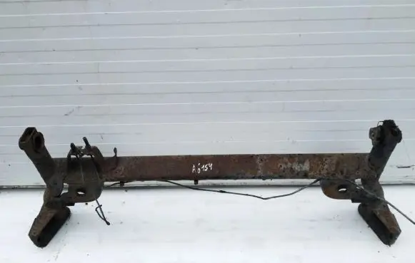 Renault Clio II Rear subframe 