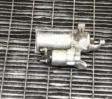 Audi A6 S6 C7 4G Starter motor 0001174404 04L911021