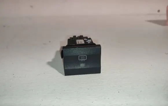Skoda Fabia Mk1 (6Y) Windscreen/window heater switch 6y0959621