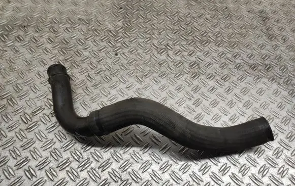 Nissan Qashqai+2 Intercooler hose/pipe