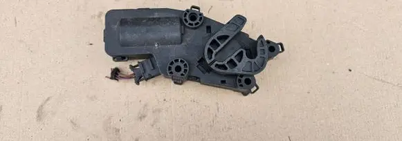 Skoda Superb B6 (3T) Tailgate/trunk/boot lock/catch/latch 3T0827300B