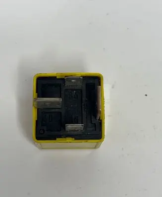 Opel Zafira B Other relay 90226846 V23134J52X369
