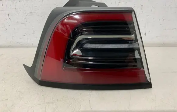 Tesla Model Y Rear/tail lights 150208600D