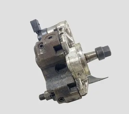BMW 3 E46 Fuel injection high pressure pump 7788670 0445010045