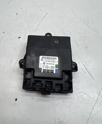 Mercedes-Benz A W169 Door control unit/module A1698207226 32044204297202 05072332