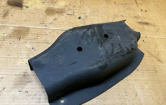 Chevrolet Camaro Rear underbody cover/under tray 87089499