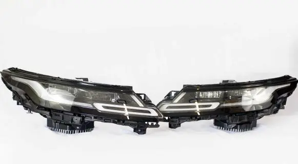 Land Rover Evoque II Headlights/headlamps set K8D213W030EF 89913953 1909177294