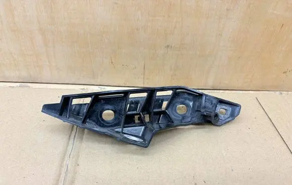 Volkswagen PASSAT B8 Front bumper mounting bracket 3G0807183B 3G0807049B
