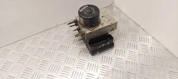 Volvo S60 ABS Pump 8671224