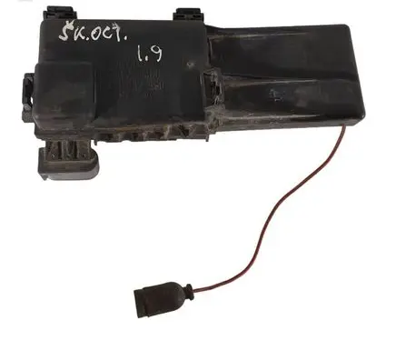 Skoda Octavia Mk1 (1U) Fuse box set 1J0937550