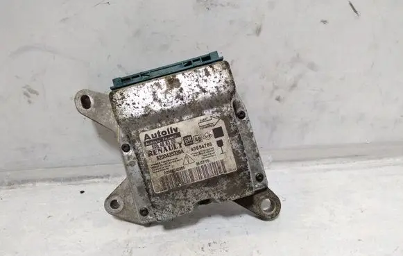 Opel Vivaro Airbag control unit/module 93854786 8200435339A 605488300