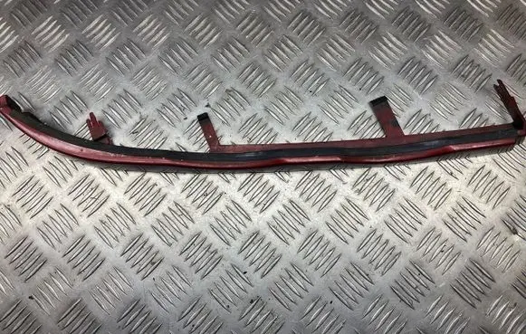 Under headlight/headlamp trim