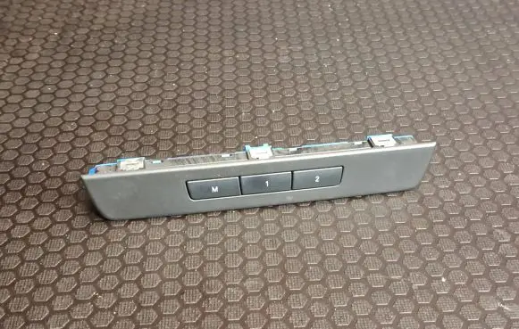 BMW 5 F10 F11 Seat memory switch 9215808 28227070