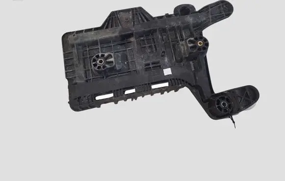 Volkswagen Golf VI Battery tray 1K0915333