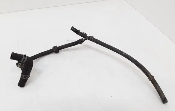 Mercedes-Benz B W245 Engine coolant pipe/hose