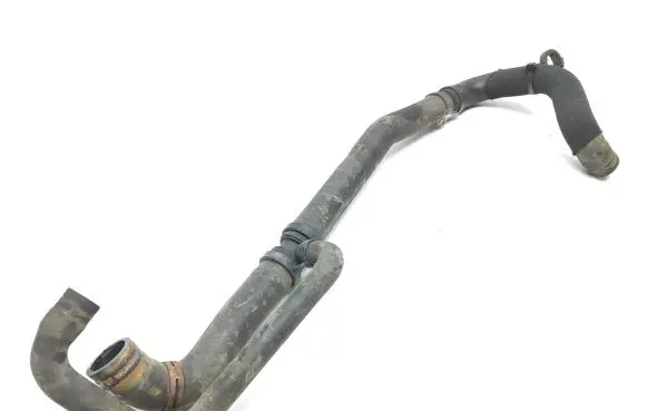 Nissan NV400 Engine coolant pipe/hose