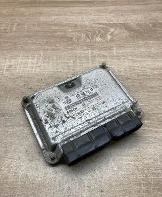 Volkswagen Golf IV Engine control unit/module ECU 038906012DB 0281010373