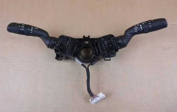 Wiper turn signal indicator stalk/switch
