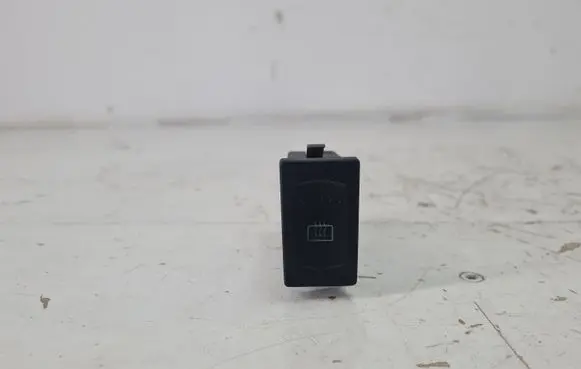 Volkswagen PASSAT B5 Windscreen/window heater switch 3B0959621B