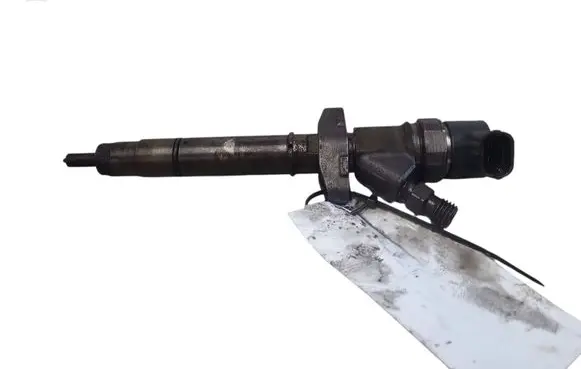 Fuel injector