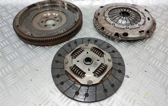 Skoda Octavia Mk3 (5E) Clutch set kit 04E141026E