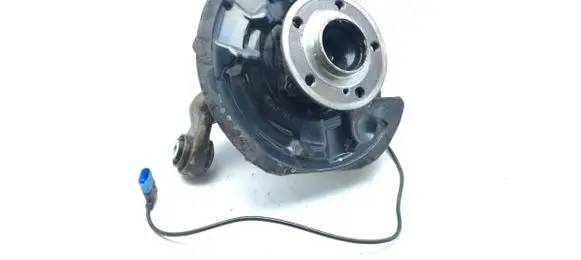 Mercedes-Benz A W176 Rear wheel hub 2460306