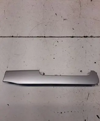 Volkswagen Golf VI Panel trim 5K1858417