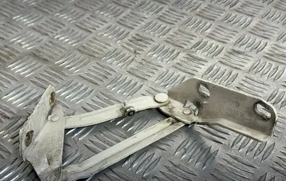 Mercedes-Benz Sprinter W906 Engine bonnet/hood hinges 9067500021