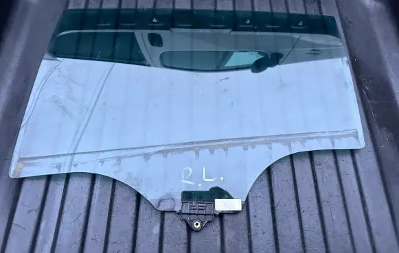 KIA Sportage Rear door window glass 43R006723 E00029220T