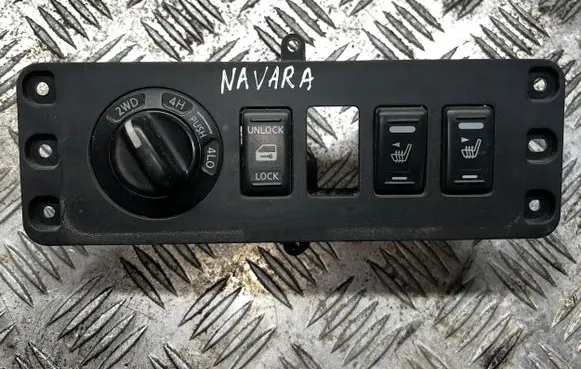 Nissan Navara D40 Seat heating switch 