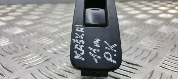 Nissan Qashqai Electric window control switch 25411BR00A
