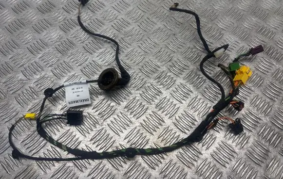 Mercedes-Benz E W212 Front door wiring loom 2125400432