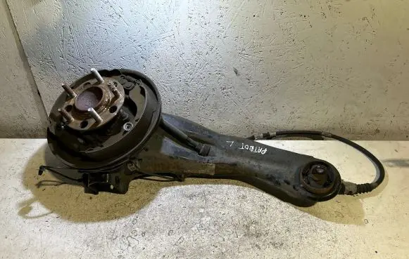 Jeep Patriot Rear wheel hub