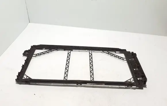 Volvo XC40 Radiator mount bracket 31474707